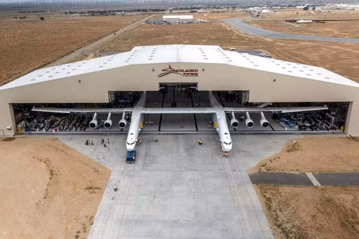 10 máy bay “khủng” nhất thế giới