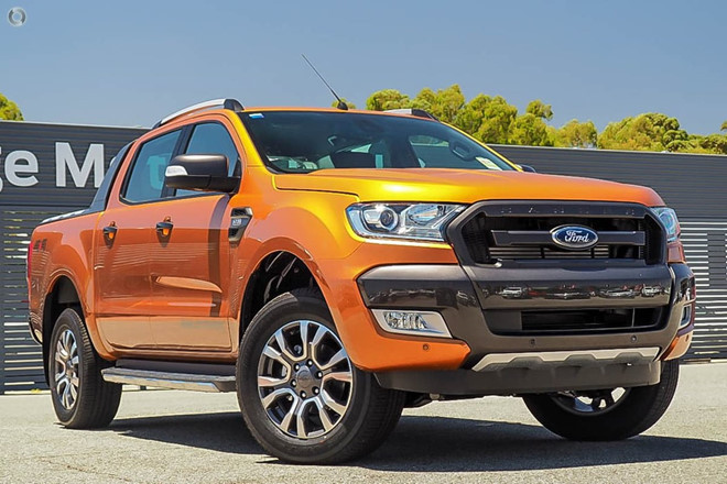 Mercedes GLC và Ford Ranger dính án triệu hồi tại Việt Nam