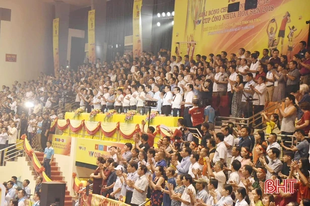 Khai mạc Giải bóng chuyền nữ quốc tế VTV Cup tại Hà Tĩnh