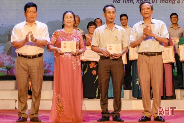 Hà Tĩnh công nhận thêm 14 nghệ nhân dân gian