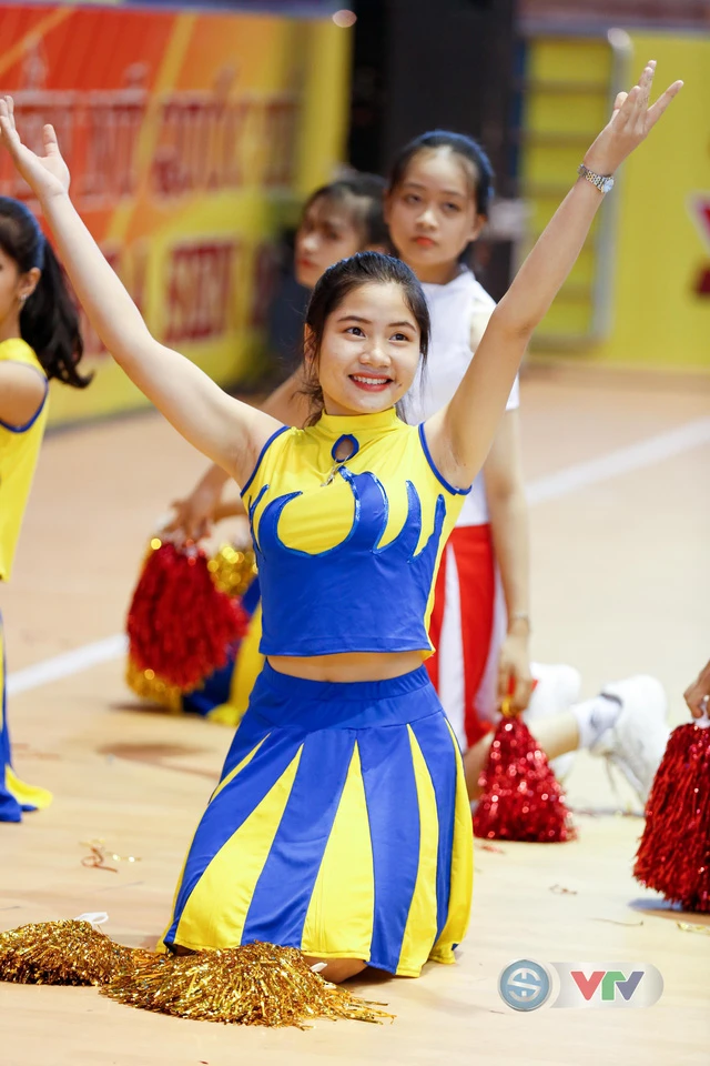 Chiêm ngưỡng dàn hoạt náo viên xinh đẹp của VTV Cup 2018