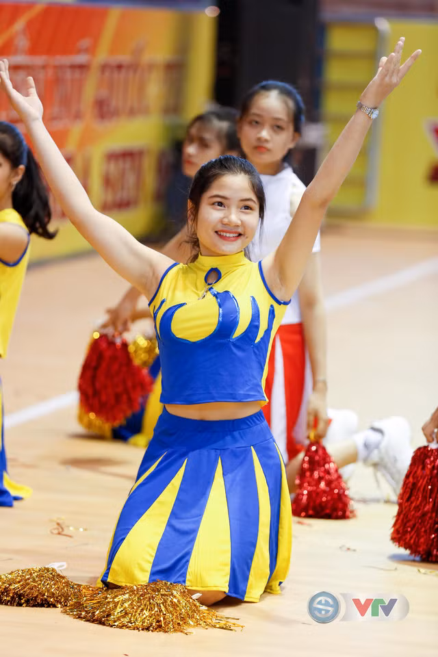 Chiêm ngưỡng dàn hoạt náo viên xinh đẹp của VTV Cup 2018