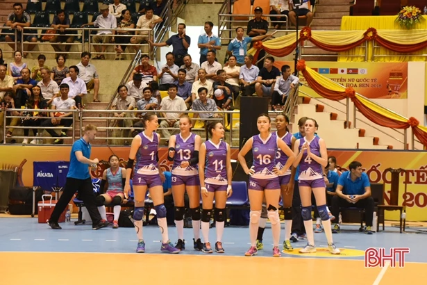 VTV Cup: ĐT nữ Việt Nam thắng ấn tượng trước Vân Nam - Trung Quốc