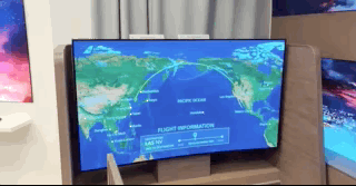 LG trình diễn TV biến thẳng thành cong trong một nốt nhạc