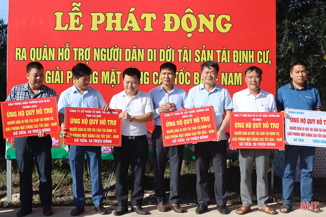 Chủ tịch UBND tỉnh dự lễ phát động di dời tái định cư dự án cao tốc Bắc - Nam ở Cẩm Xuyên