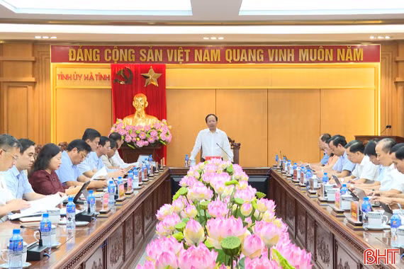 Bí thư Tỉnh ủy Nguyễn Duy Lâm chủ trì họp Ban Chỉ đạo các dự án đầu tư trọng điểm