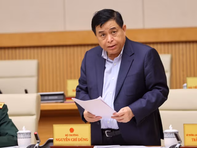 Thủ tướng yêu cầu mạnh dạn mở cửa, không để lỡ nhịp phục hồi nhanh, phát triển bền vững