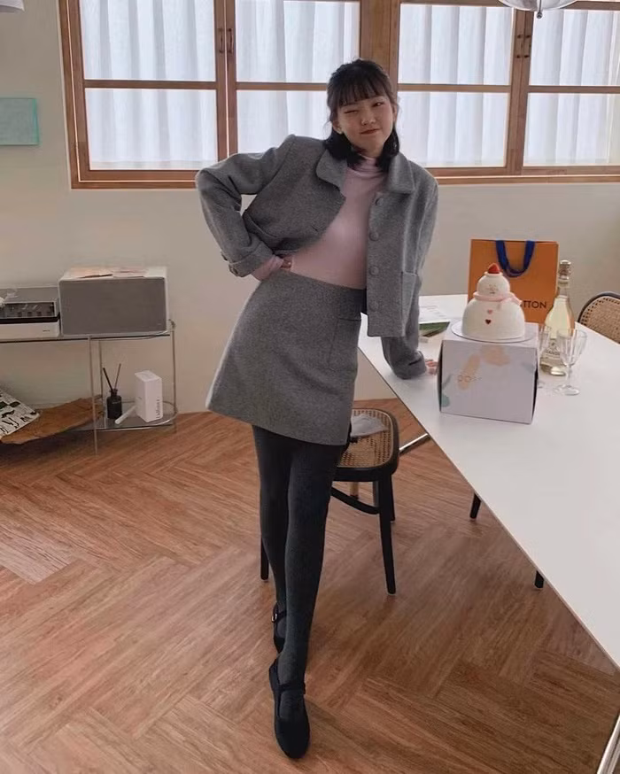 Sắm chân váy ngắn diện tết đừng bỏ qua 4 kiểu này