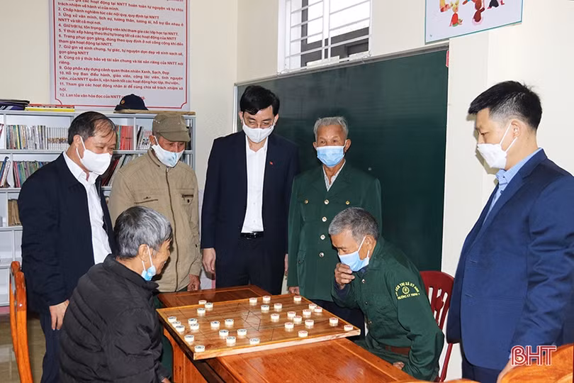 Nâng cao chất lượng sinh hoạt chi bộ, tạo cơ sở vững chắc xây dựng đô thị động lực phía Nam