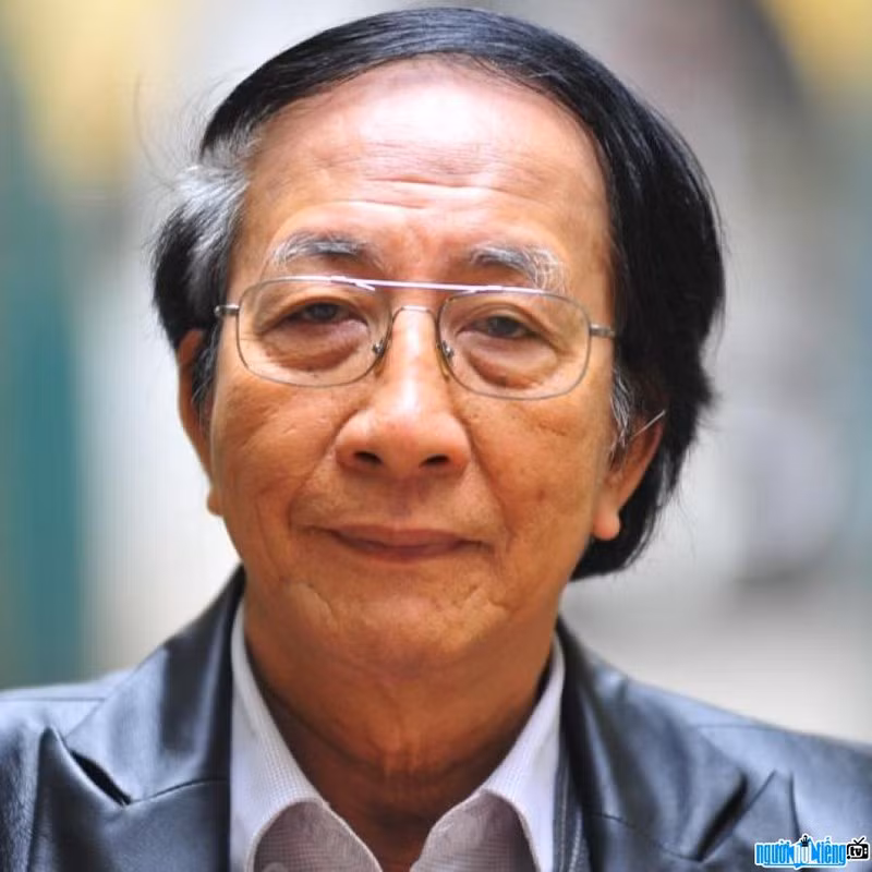 “NSND Trần Phương làm nghệ thuật như một cuộc dạo chơi”