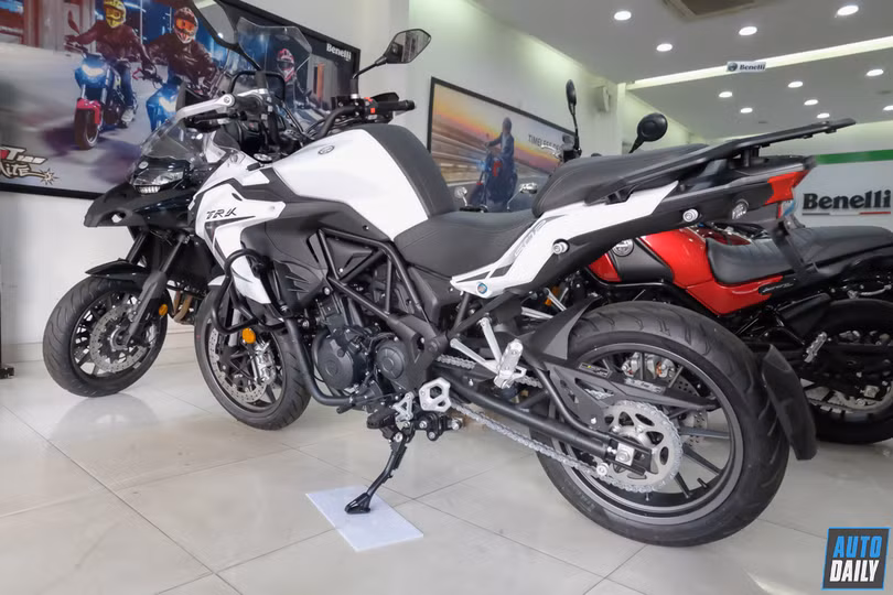 Cận cảnh Benelli TRK 502 2020 đầu tiên tại Việt Nam