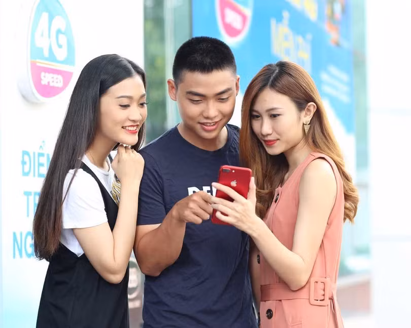 Nhà mạng nói gì về nghị định chống tin nhắn rác, cuộc gọi rác?