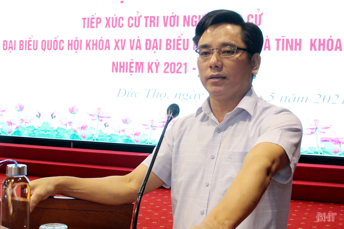 Chánh Văn phòng Trung ương Đảng và Chủ tịch UBND tỉnh Hà Tĩnh vận động bầu cử tại Đức Thọ