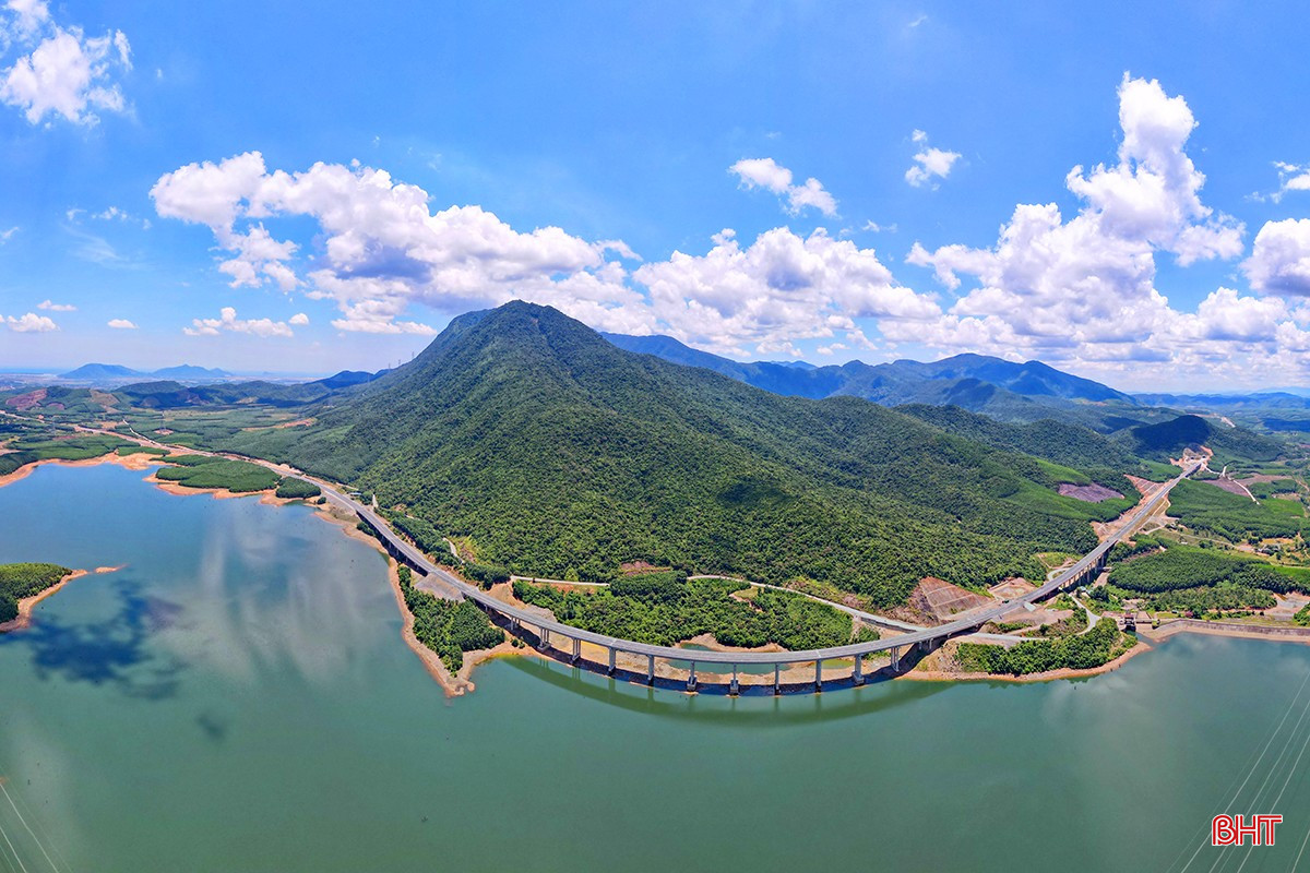 Cao tốc Vũng Áng - Bùng được đưa vào khai thác từ 28/8/2025. bqbht_br_cao-toc-vung-ang-bung-1a.jpg