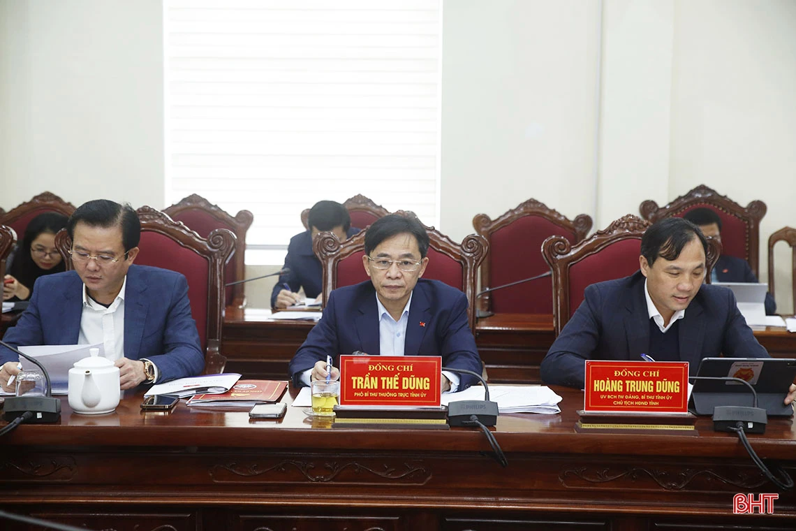 Ban Thường vụ Huyện ủy Can Lộc kiểm điểm tập thể, cá nhân năm 2022