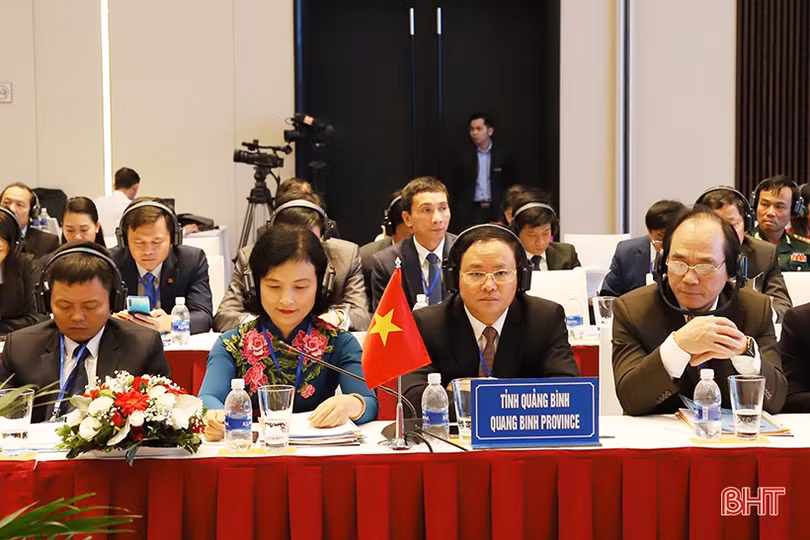 Hội nghị 9 tỉnh, 3 nước Thái Lan – Lào - Việt Nam có sử dụng đường 8 và đường 12 tại Hà Tĩnh