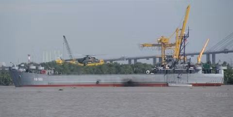 Việt Nam tăng hạn sử dụng thành công tàu đổ bộ Mỹ