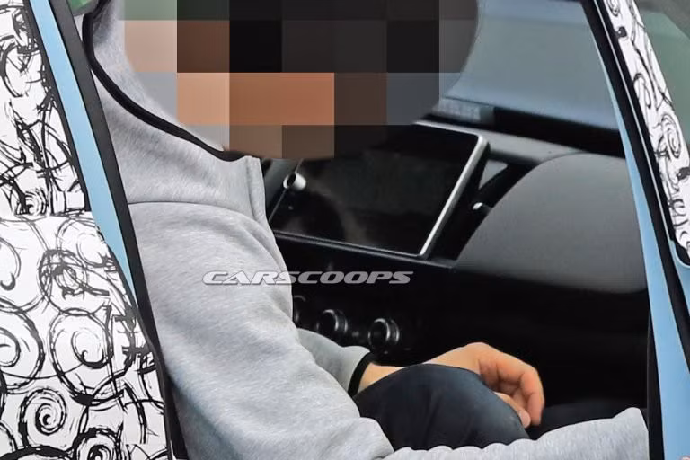 Hé lộ hình ảnh Honda Jazz 2020 trước ngày ra mắt