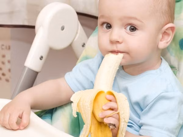 Cho con ăn chuối kiểu này bé khoẻ mạnh, tăng sức đề kháng, mẹ áp dụng ngay