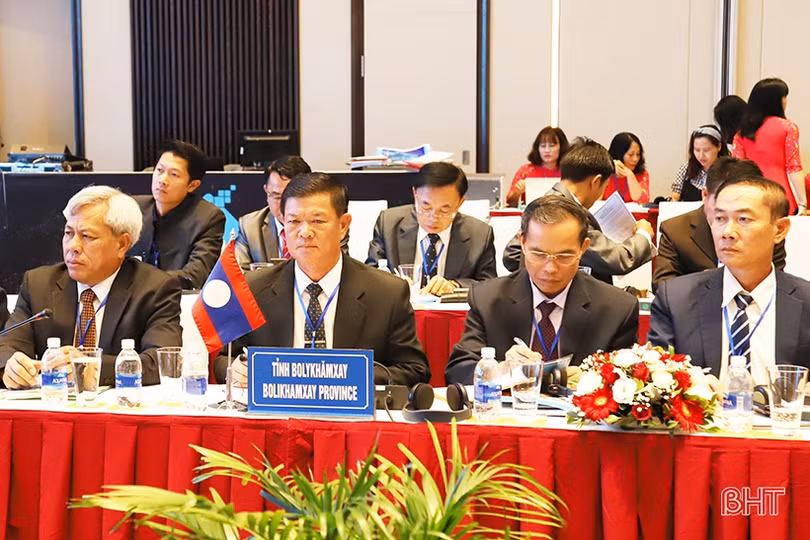 Hội nghị 9 tỉnh, 3 nước Thái Lan – Lào - Việt Nam có sử dụng đường 8 và đường 12 tại Hà Tĩnh