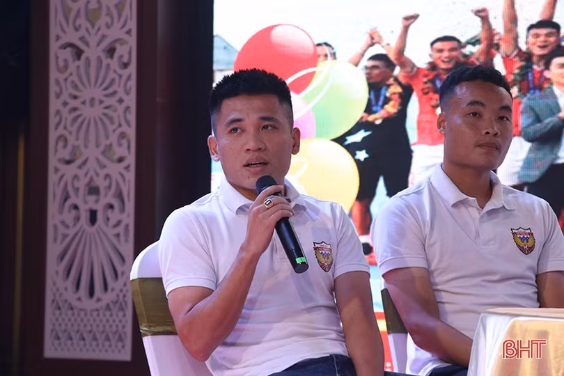 Gala mừng Hồng Lĩnh Hà Tĩnh vô địch Giải hạng Nhất quốc gia LS 2019