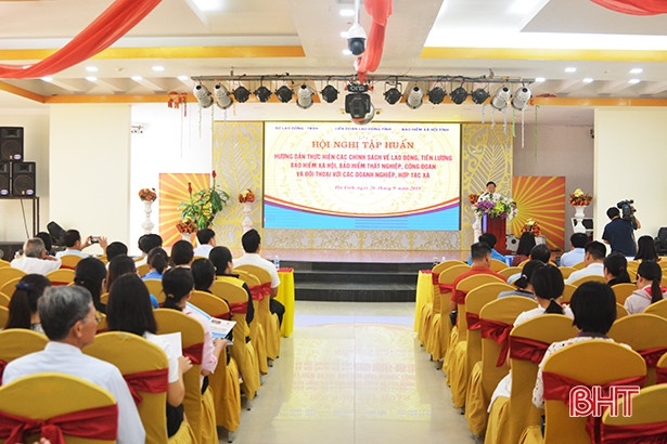 Tháo gỡ vướng mắc về chính sách bảo hiểm, lao động cho doanh nghiệp, HTX ở Hà Tĩnh
