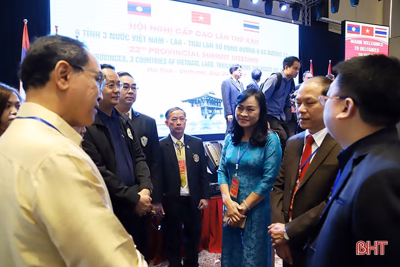 Hội nghị 9 tỉnh, 3 nước Thái Lan – Lào - Việt Nam có sử dụng đường 8 và đường 12 tại Hà Tĩnh