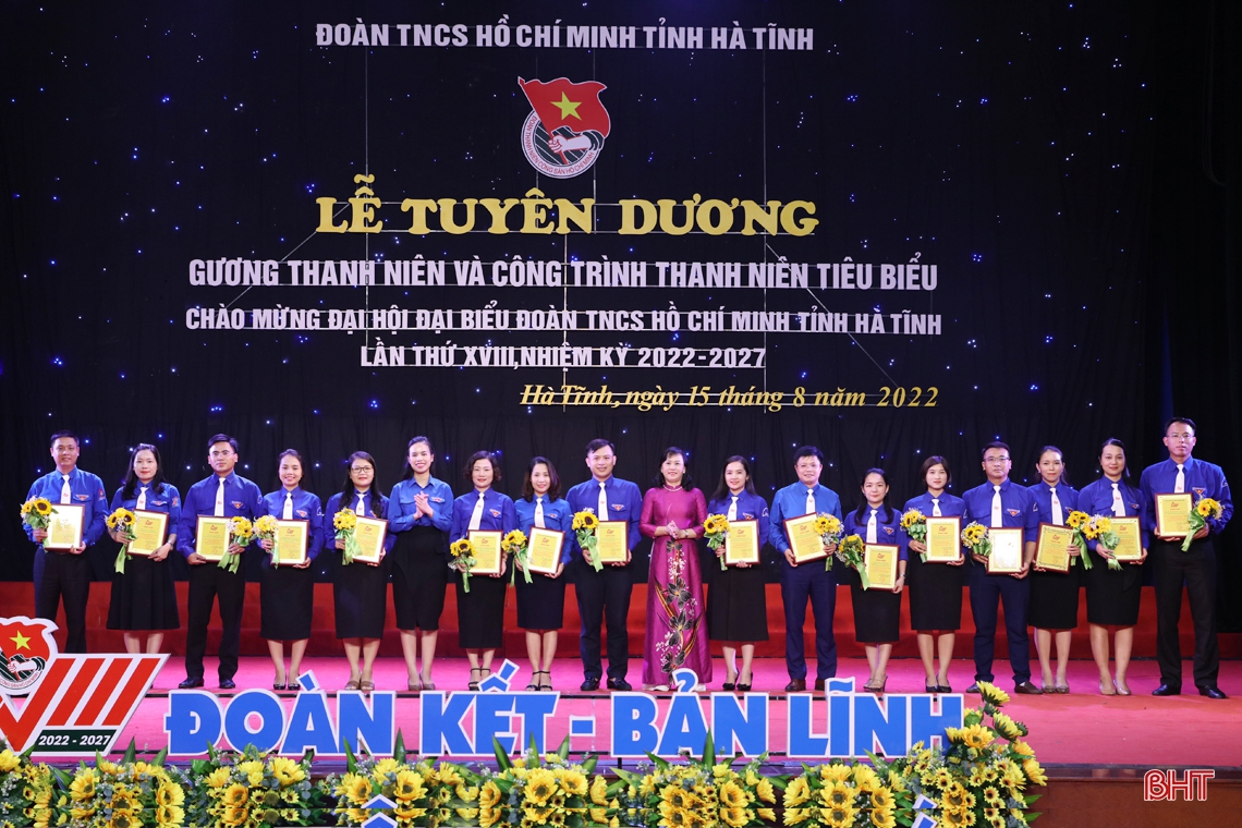 Tỉnh đoàn Hà Tĩnh tuyên dương 42 gương thanh niên và công trình tiêu biểu