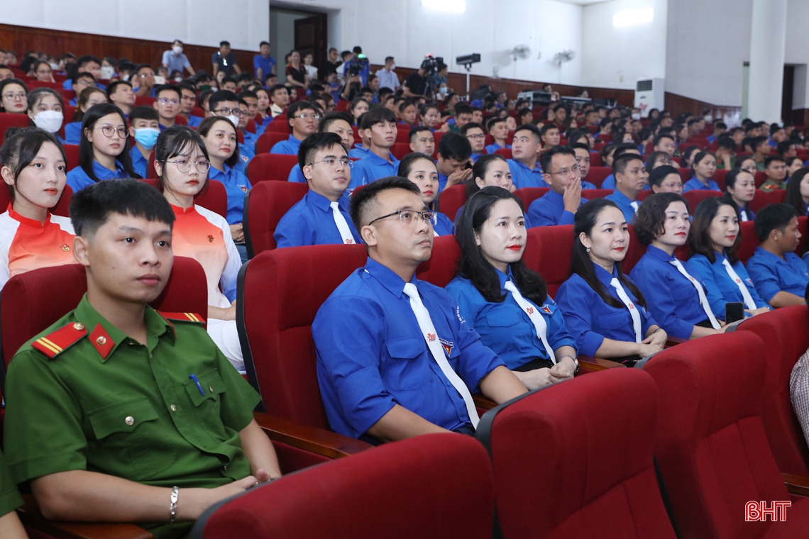 Tỉnh đoàn Hà Tĩnh tuyên dương 42 gương thanh niên và công trình tiêu biểu