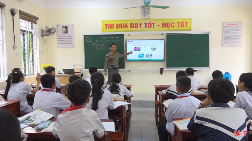 Các trường THPT trên địa bàn TP Hà Tĩnh đã triển khai thí điểm chủ trương không dạy học ngày thứ Bảy. 17-2520.jpg