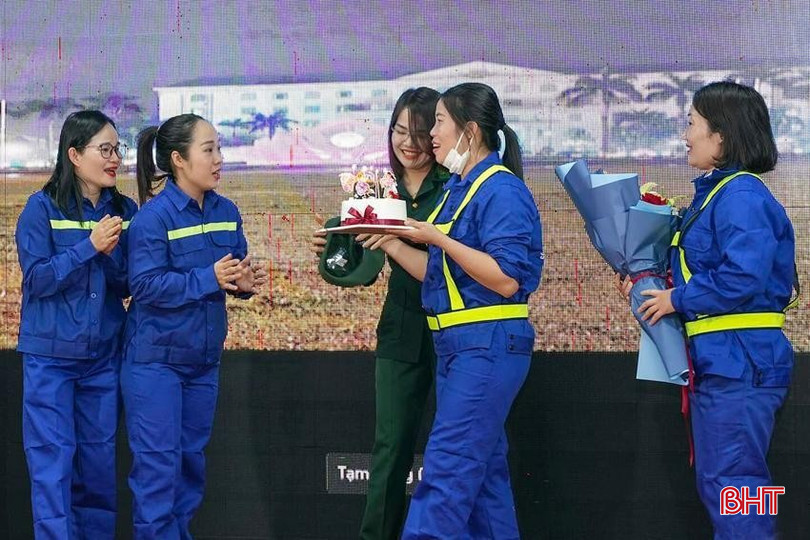 Nhiều hoạt động chăm lo đời sống văn hóa, tinh thần được lãnh đạo Công ty CP Môi trường và Công trình đô thị Hà Tĩnh triển khai cho người lao động. 4-7027-5898.jpg