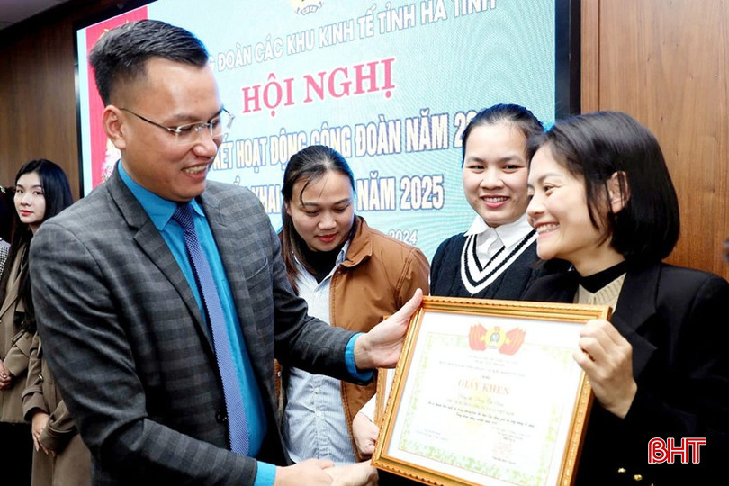 Nhiều tập thể, cá nhân ở KKT Vũng Áng được các cấp, ngành biểu dương, khen thưởng. bqbht_br_4.jpg