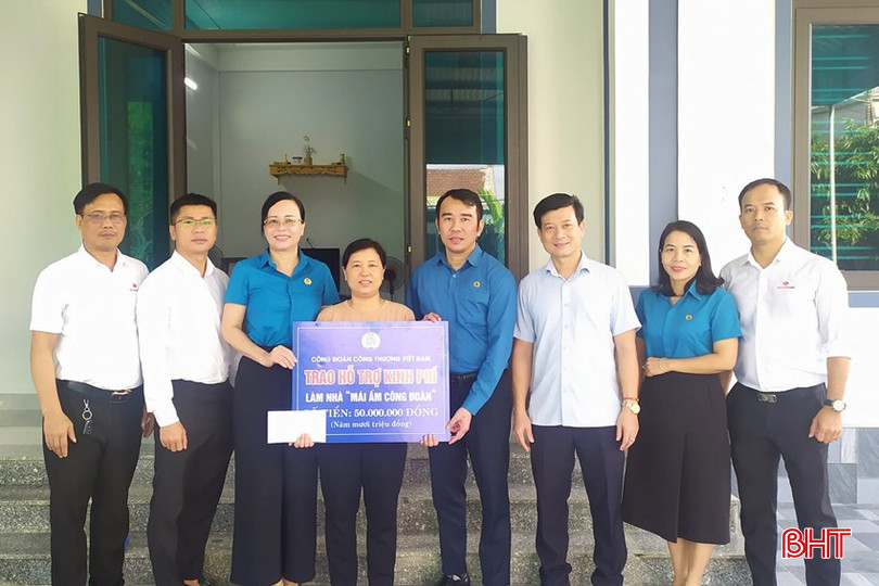 Công đoàn ngành Công thương thực hiện khá tốt chức năng chăm lo, bảo vệ quyền lợi cho người lao động. bqbht_br_3.jpg