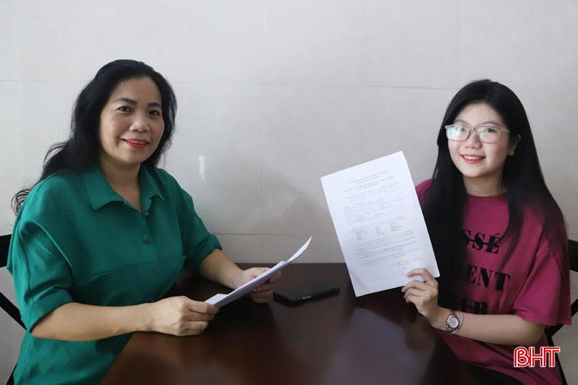 Chị Hà và con gái đã gửi đơn đăng ký hiến tạng thông qua Hội Chữ thập đỏ tỉnh. 2.jpg