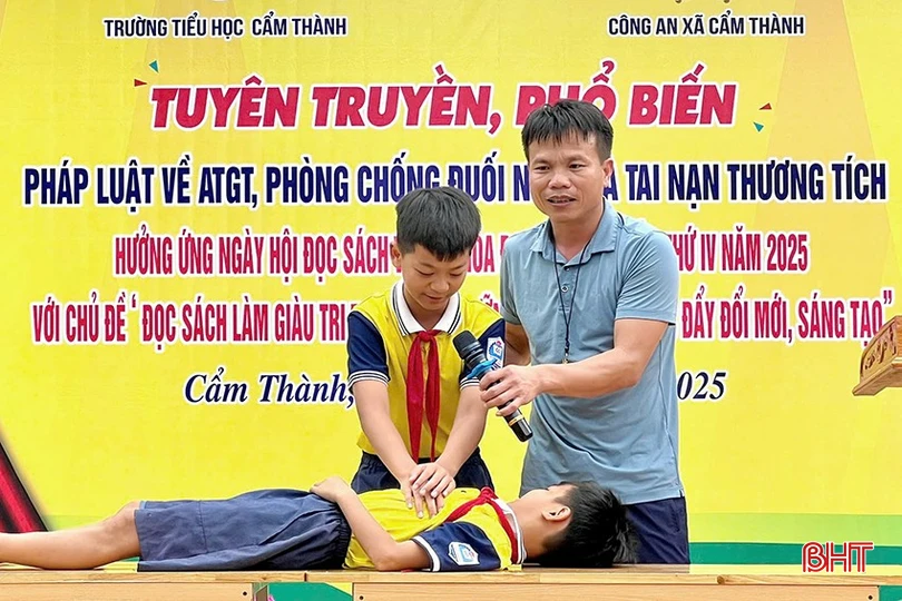 Giáo dục kiến thức, kỹ năng phòng tránh đuối nước cho trẻ là hết sức cần thiết.