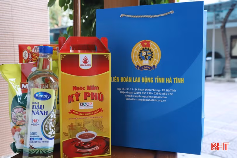 Liên đoàn Lao động tỉnh sẽ trao tặng gần 1.600 suất quà tết cho người lao động khó khăn, trong đó, ưu tiên sử dụng hàng Việt.