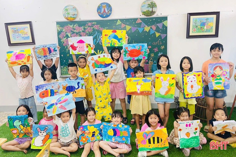 Hiện có khoảng 300 học sinh đã đăng ký tham gia các khóa học tại Trung tâm Hoạt động thanh thiếu nhi Hà Tĩnh. bqbht_br_6.jpg