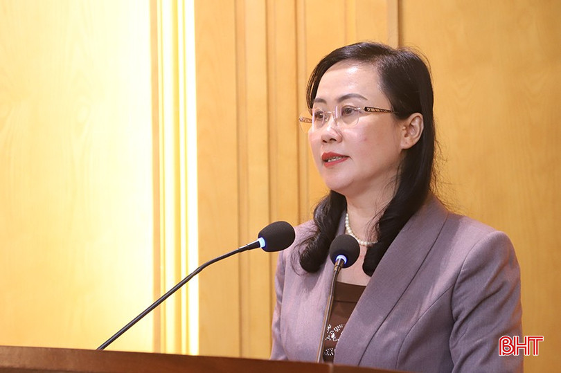 Trưởng ban Dân vận Tỉnh ủy phát biểu tại hội thảo. bqbht_br_12.jpg