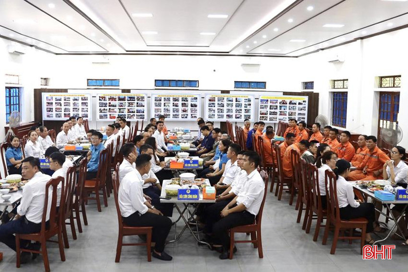 Hơn 400 công đoàn cơ sở đã tổ chức chương trình “Bữa cơm công đoàn”. 1.jpg