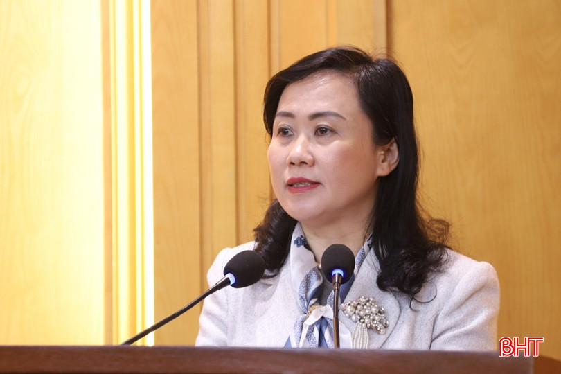 Trưởng ban Dân vận Tỉnh ủy Trương Thanh Huyền - Chủ nhiệm chuyên đề khoa học "Phát huy nguồn lực của Phật giáo góp phần phát triển kinh tế - xã hội ở tỉnh Hà Tĩnh trong tình hình mới” kết luận hội thảo. bqbht_br_6.jpg