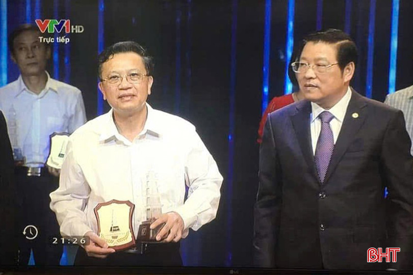 Nhà báo Phan Trung Thành - nguyên Phó Giám đốc Đài PT-TH Hà Tĩnh (nay là Báo Hà Tĩnh) đã giành nhiều giải thưởng tại các liên hoan, cuộc thi báo chí Trung ương và địa phương. bqbht_br_1-670.jpg