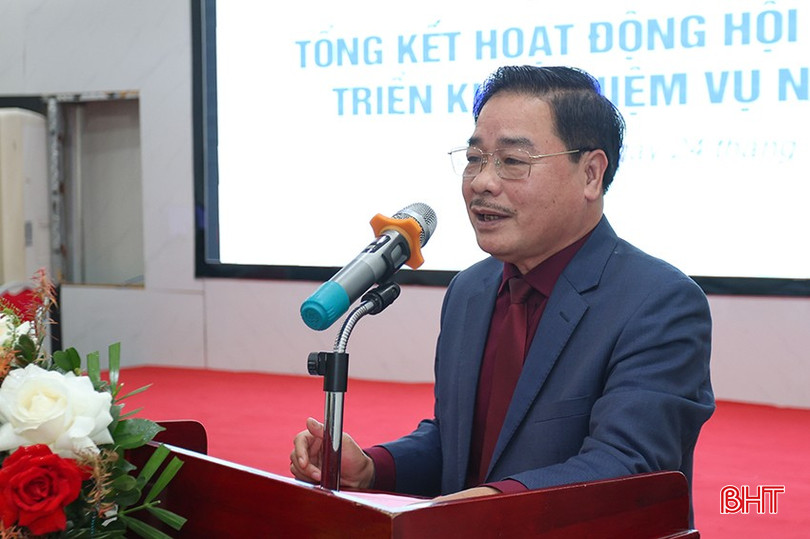 Phó trưởng Ban Tuyên giáo Tỉnh ủy Nguyễn Xuân Hải - Chủ tịch Hội Nhà báo tỉnh phát biểu tại hội nghị. bqbht_br_aimg-2109.jpg