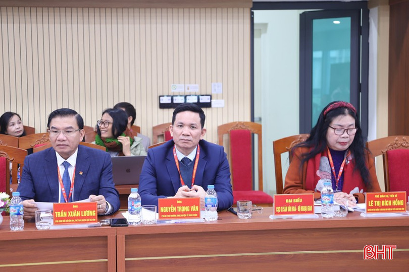 Đại biểu Hà Tĩnh tham dự hội thảo. bqbht_br_5.jpg