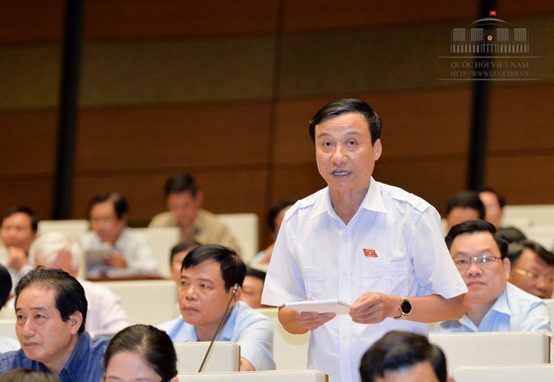 boi nho lanh dao dang nha nuoc de nghi xu hinh su