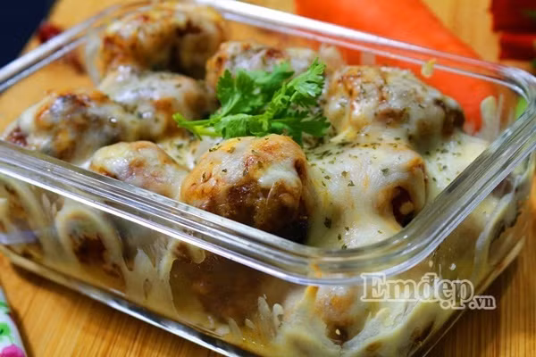 khoi day cam hung ngay mua bang mon thit vien nuong pho mai thom nuc