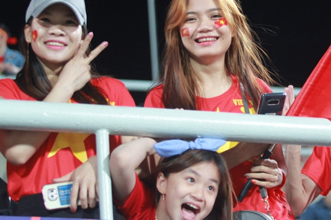 cdv viet nam phu do san van dong jeonju