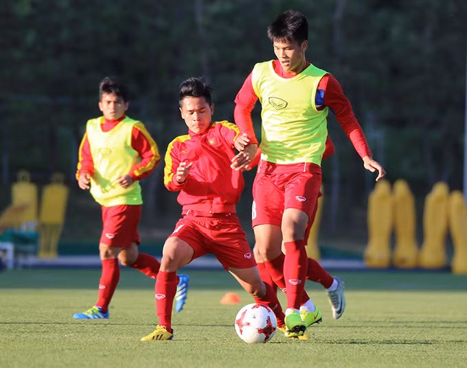 nu cuoi tro lai voi u20 viet nam truoc tran gap honduras