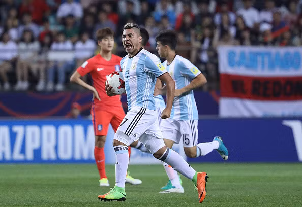 cap sao tre barca toa sang u20 han quoc day argentina den bo vuc