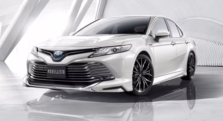 ngam toyota camry 2018 phien ban trd va modellista