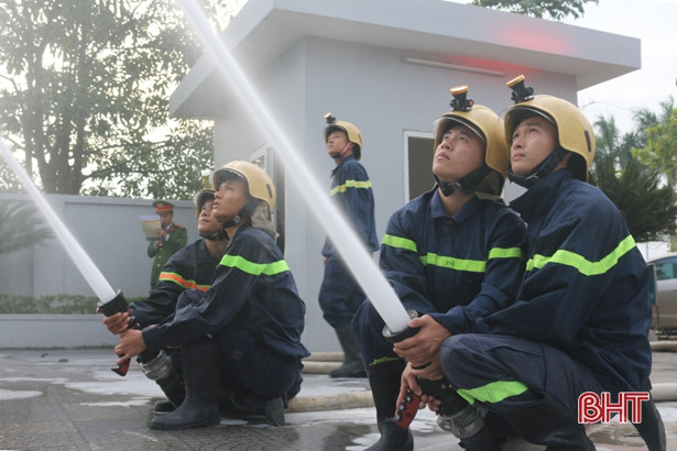 Phương án đối phó với cháy lớn tại tòa nhà 9 tầng Viettel Hà Tĩnh